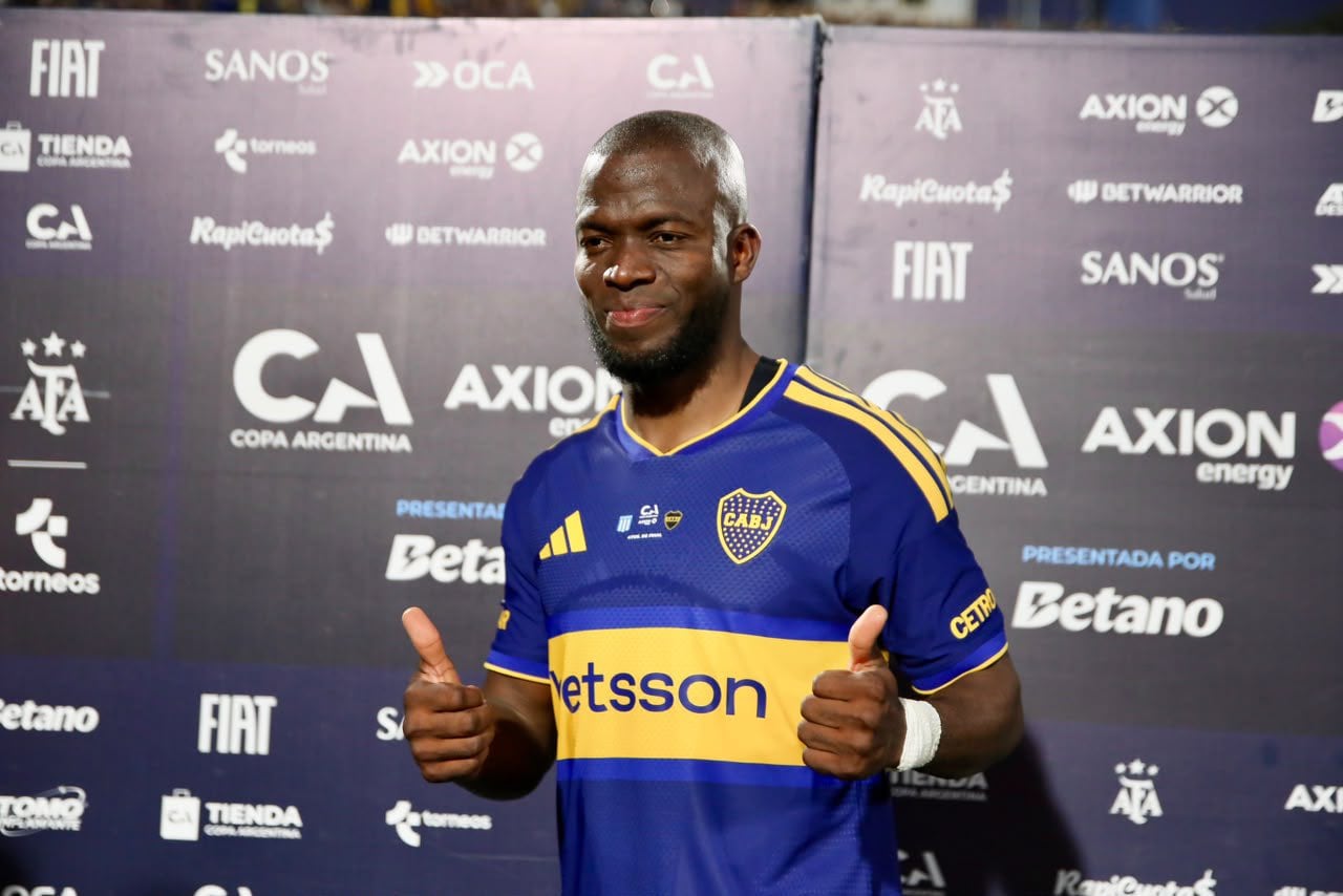 ‘Enner Valencia no la metió en el Mundial, pero hizo todo para meterla, no jugó paradito como Cristiano Ronaldo’: periodista argentino destaca al delantero tricolor